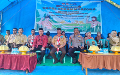 Kepala SMAN 1 Konawe Selatan Resmi Membuka Kemah Akbar II