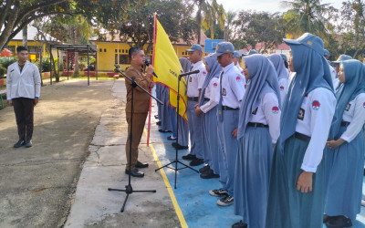 Awal Tahun 2025, Kepala SMAN 1 Konsel Lantik Kepengurusan OSIS Baru